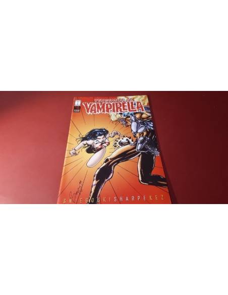 VENGEANCE OF VAMPIRELLA 8 EXCELENTE ESTADO HARRIS COMICS USA