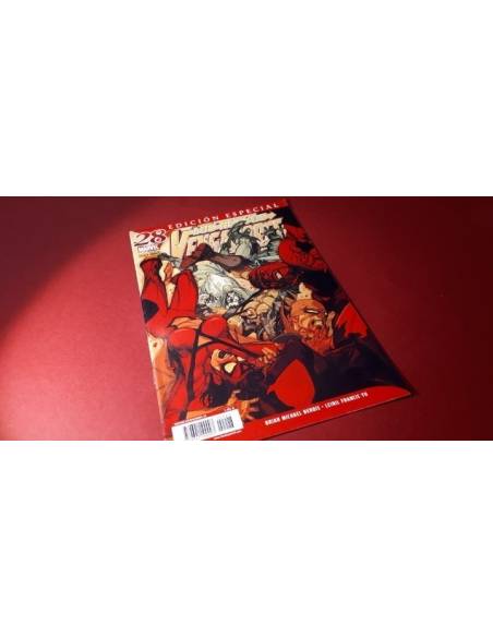 LOS NUEVOS VENGADORES 28 EXCELENTE ESTADO EDICION ESPECIAL PANINI
