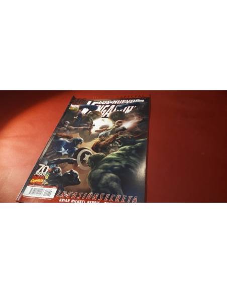 LOS NUEVOS VENGADORES 40 EXCELENTE ESTADO PANINI EDICION ESPECIAL
