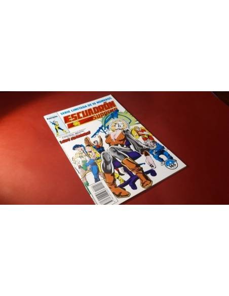 ESCUADRON SUPREMO 4 EXCELENTE ESTADO FORUM