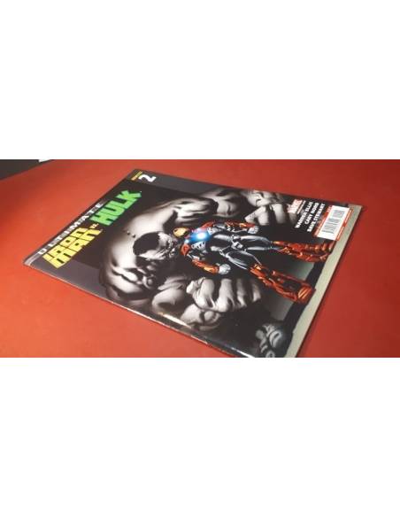 EXCELENTE ESTADO ULTIMATE IRON MAN VS HULK 2 PANINI