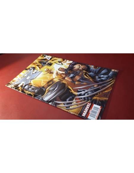 EXCELENTE ESTADO ULTIMATE X MEN 28 PANINI