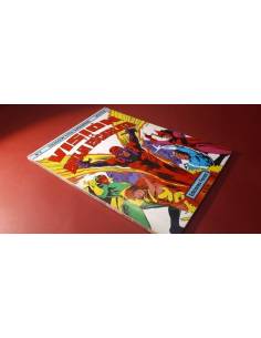 MUY BUEN ESTADO COLECCION EXTRA SUPERHEROES 10 VISION Y...