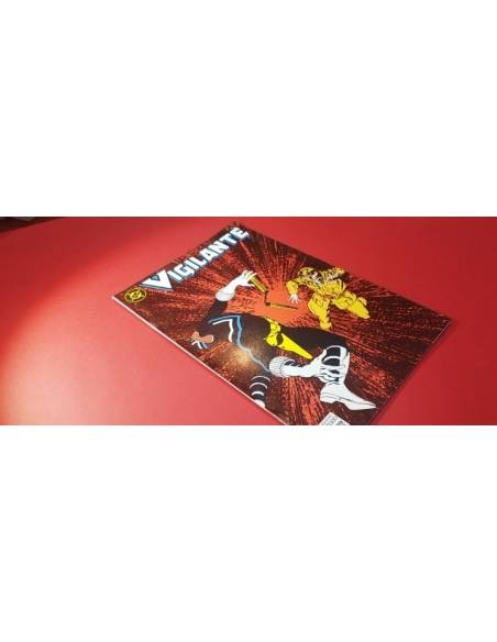 CASI EXCELENTE ESTADO VIGILANTE 29 EDICIONES ZINCO DC