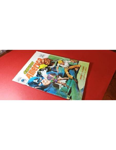 CASI EXCELENTE ESTADO CAPITAN AMERICA 4 VOL II