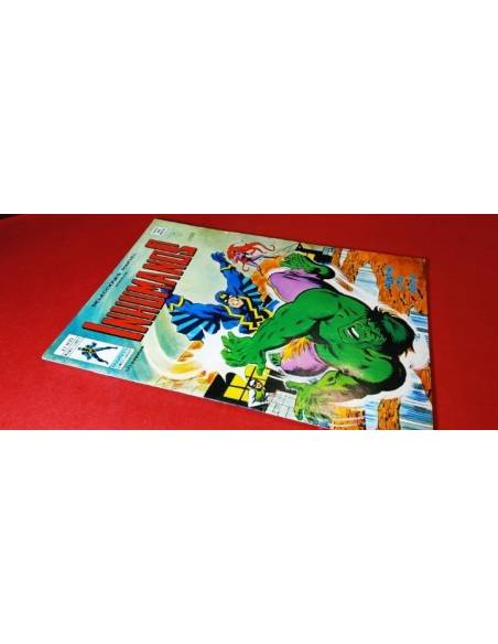 EXCELENTE ESTADO SELECCIONES MARVEL 26 VERTICE INHUMANOS