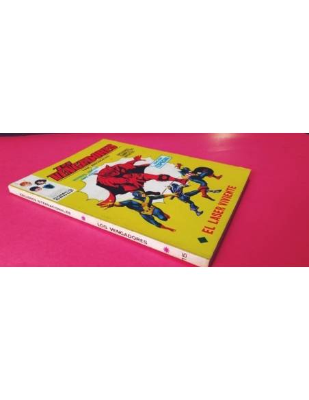 MUY BUEN ESTADO VENGADORES 15 VERTICE