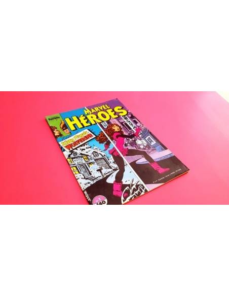 CASI EXCELENTE ESTADO MARVEL HEROES FORUM