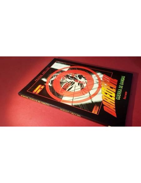 DE KIOSCO GUERRA DE BANDAS OBRAS MAESTRAS 19 FORUM FRANK MILLER