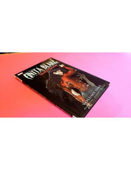DE KIOSKO ANITA BLAKE VAMPIRE HUNTER VOL I MARVEL USA