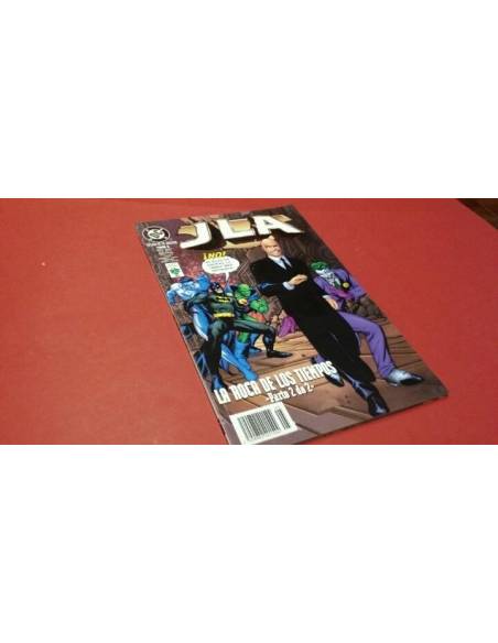 JLA LA ROCA DE LOS TIEMPOS PARTE 2 EXCELENTE ESTADO