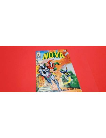 BUEN ESTADO SELECCIONES MARVEL 25 VERTICE