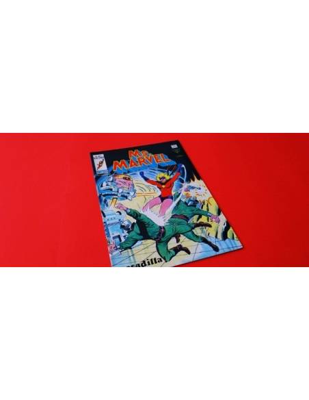 CASI EXCELENTE ESTADO MS.MARVEL 4 VERTICE MIS. MARVEL