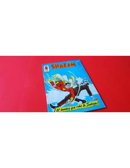 MUY BUEN ESTADO SHAZAM 8 VERTICE