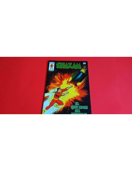 CASI EXCELENTE ESTADO SHAZAM 11 VERTICE