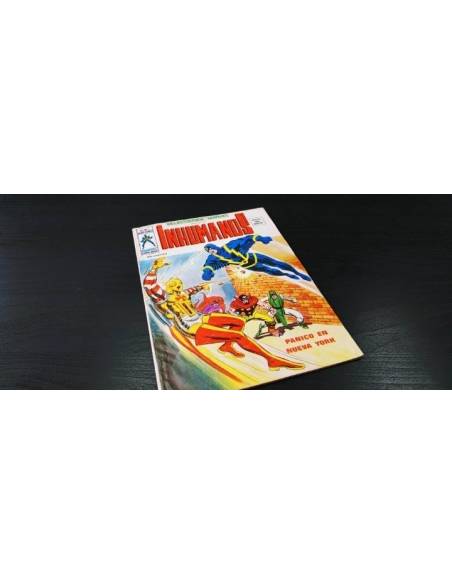 CASI EXCELENTE ESTADO SELECCIONES MARVEL 2 VERTICE