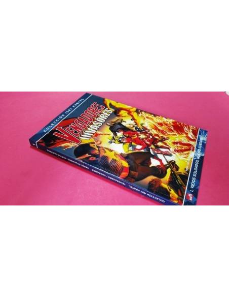DE KIOSCO VENGADORES / INVASORES 1 VIEJOS SOLDADOS NUEVAS GUERRAS COLECCION 100 % MARVEL PANINI