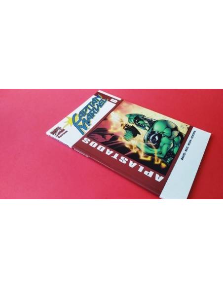 DE KIOSCO CAPITAN MARVEL 6 APLASTADOS PANINI