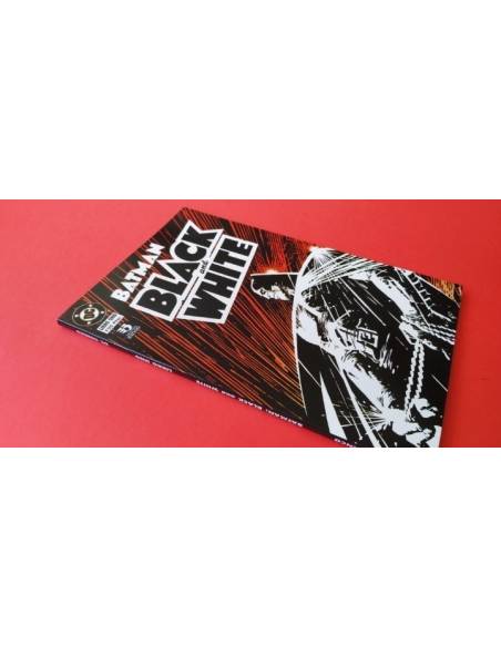 DE KIOSCO BATMAN BLACK AND WHITE 1 DC COMICS EDICIONES ZINCO