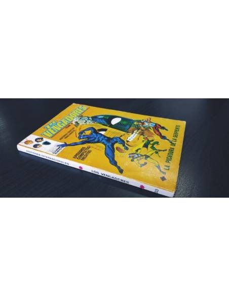 BUEN ESTADO LOS VENGADORES 17 VERTICE TACO