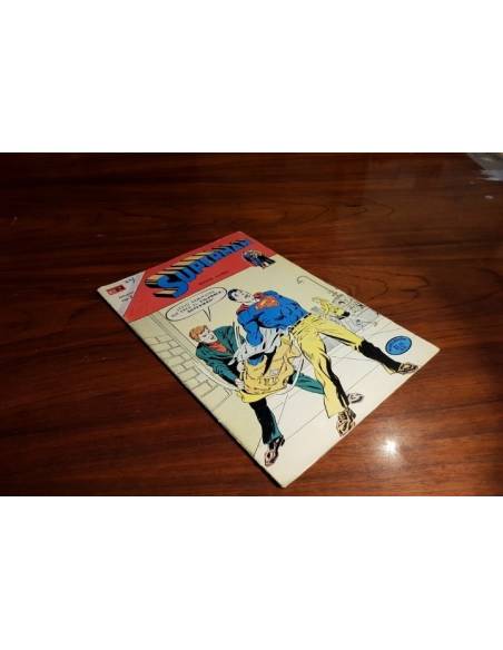 SUPERMAN 940 MUY BUEN ESTADO NOVARO