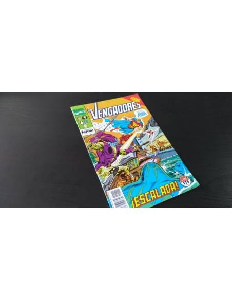 CASI EXCELENTE ESTADO LOS VENGADORES 111 FORUM