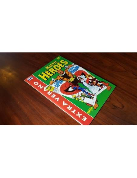 MARVEL HEROES EXCELENTE ESTADO EXTRA VERANO FORUM