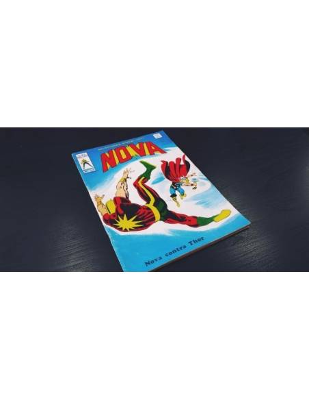 CASI EXCELENTE ESTADO SELECCIONES MARVEL 23 VERTICE