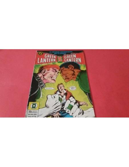 GREEN LANTERN VS GREEN LANTERN DC