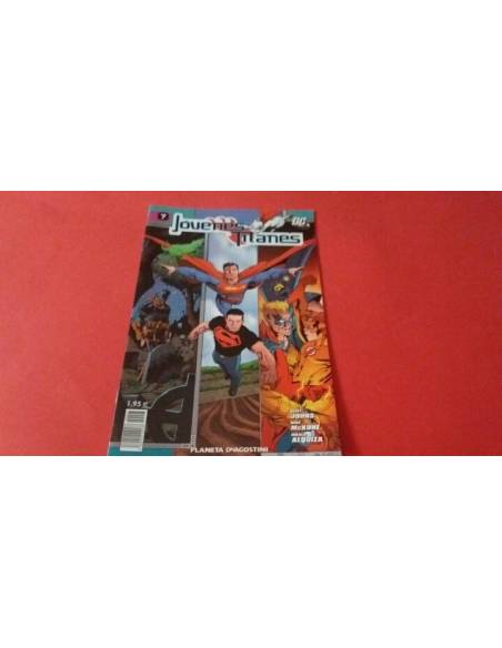 JOVENES TITANES 7 EXCELENTE ESTADO DC