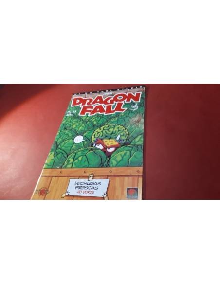 MUY BUEN ESTADO DRAGON FALL 23 EDITORIAL HELIOPOLIS