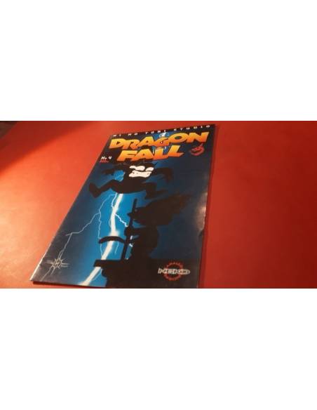 MUY BUEN ESTADO DRAGON FALL 4 EDITORIAL HELIOPOLIS
