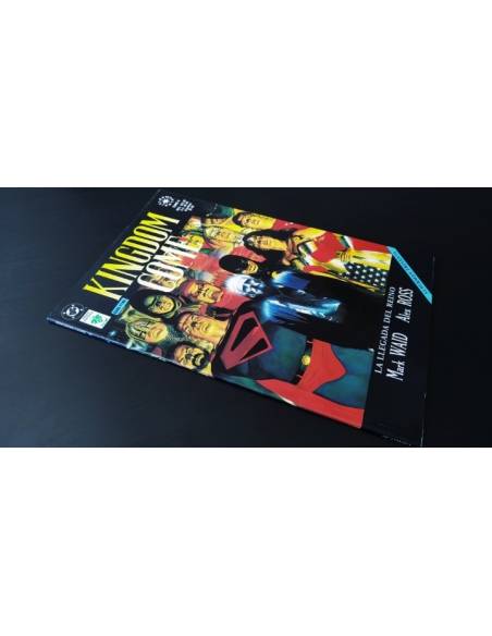 EXCELENTE ESTADO KINGDOM COME II LA LLEGADA DEL REINO DC COMICS