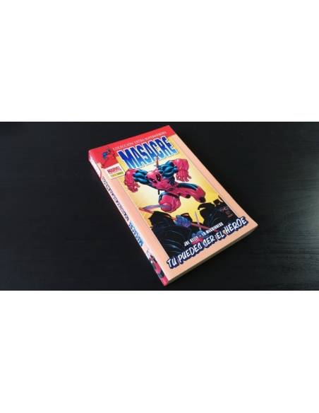 MUY BUEN ESTADO COLECCION EXTRA SUPERHEROES 6 MASACRE 1 TU PUEDES SER EL HEROE PANINI COMICS