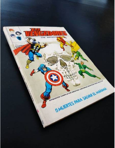 MUY BUEN ESTADO VENGADORES 47 VERTICE TACO