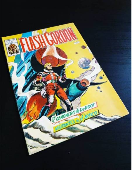 CASI EXCELENTE ESTADO FLASH GORDON 30 VERTICE VOL II