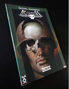 EXCELENTE ESTADO PUNISHER NACIMIENTO MAX COMICS PANINI
