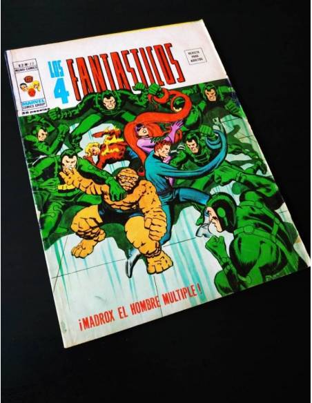 MUY BUEN ESTADO LOS 4 FANTASTICOS 22 VERTICE VOL II