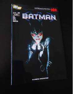 EXCELENTE ESTADO BATMAN 30 PLANETA