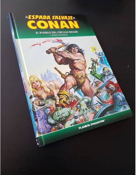 CASI EXCELENTE ESTADO CONAN 6 TOMO EL PUEBLO DEL CIRCULO NEGRO PLANETA
