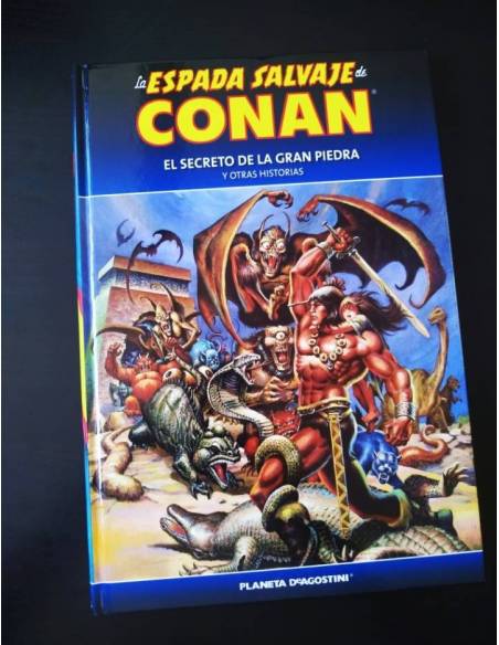 EXCELENTE ESTADO CONAN 47 TOMO EL SECRETO DE LA GRAN PIEDRA PLANETA