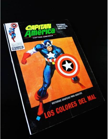 CAPITAN AMERICA 25 VERTICE TACO MUY BUEN ESTADO PERO TIENE SIGNOS DE HUMEDAD