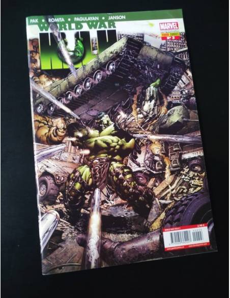 CASI EXCELENTE ESTADO WORLD WAR 3 PANINI COMICS