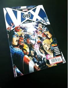 EXCELENTE ESTADO LOS VENGADORES VS LA PATRULLA X 1 PANINI