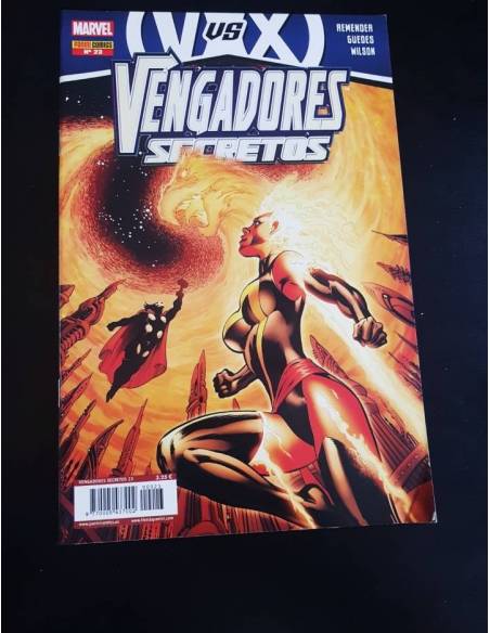 CASI EXCELENTE ESTADO VENGADORES SECRETOS 23 PANINI COMICS
