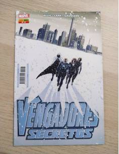EXCELENTE ESTADO VENGADORES SECRETOS 17 PANINI COMICS