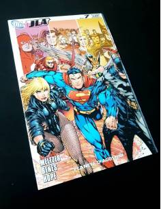 CASI EXCELENTE ESTADO JLA 7 PLANETA