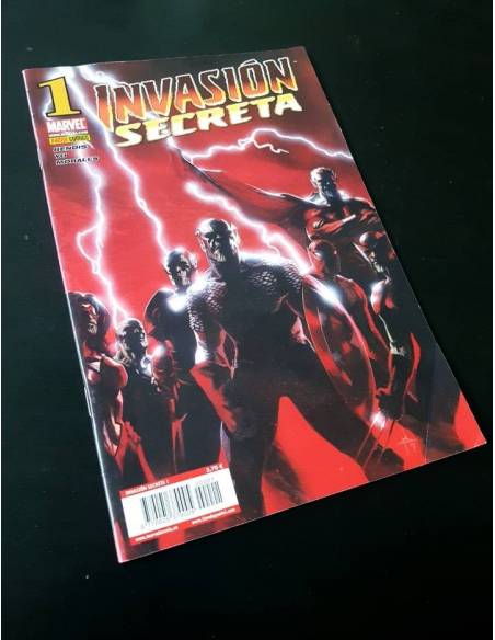 MUY BUEN ESTADO INVASION SECRETA 1 PANINI