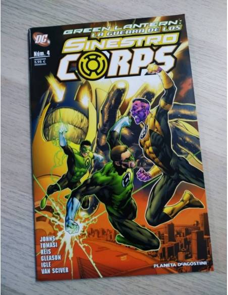 EXCELENTE ESTADO GREEN LANTERN LA GUERRA DE LOS SINESTRO CORPS 4 PLANETA