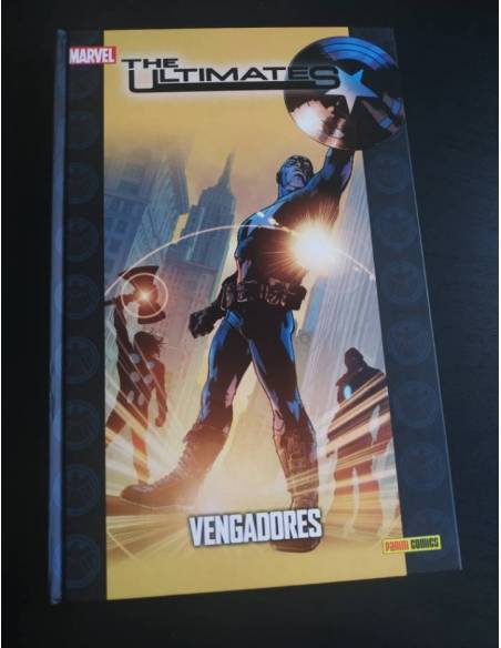 CASI EXCELENTE ESTADO THE ULTIMATES VENGADORES PANINI COMICS